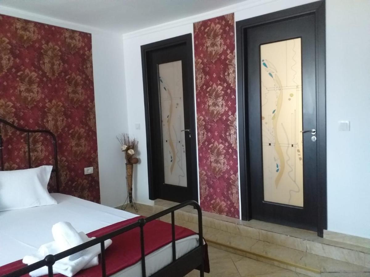 فندق Casa Marronne كوستِنيست المظهر الخارجي الصورة